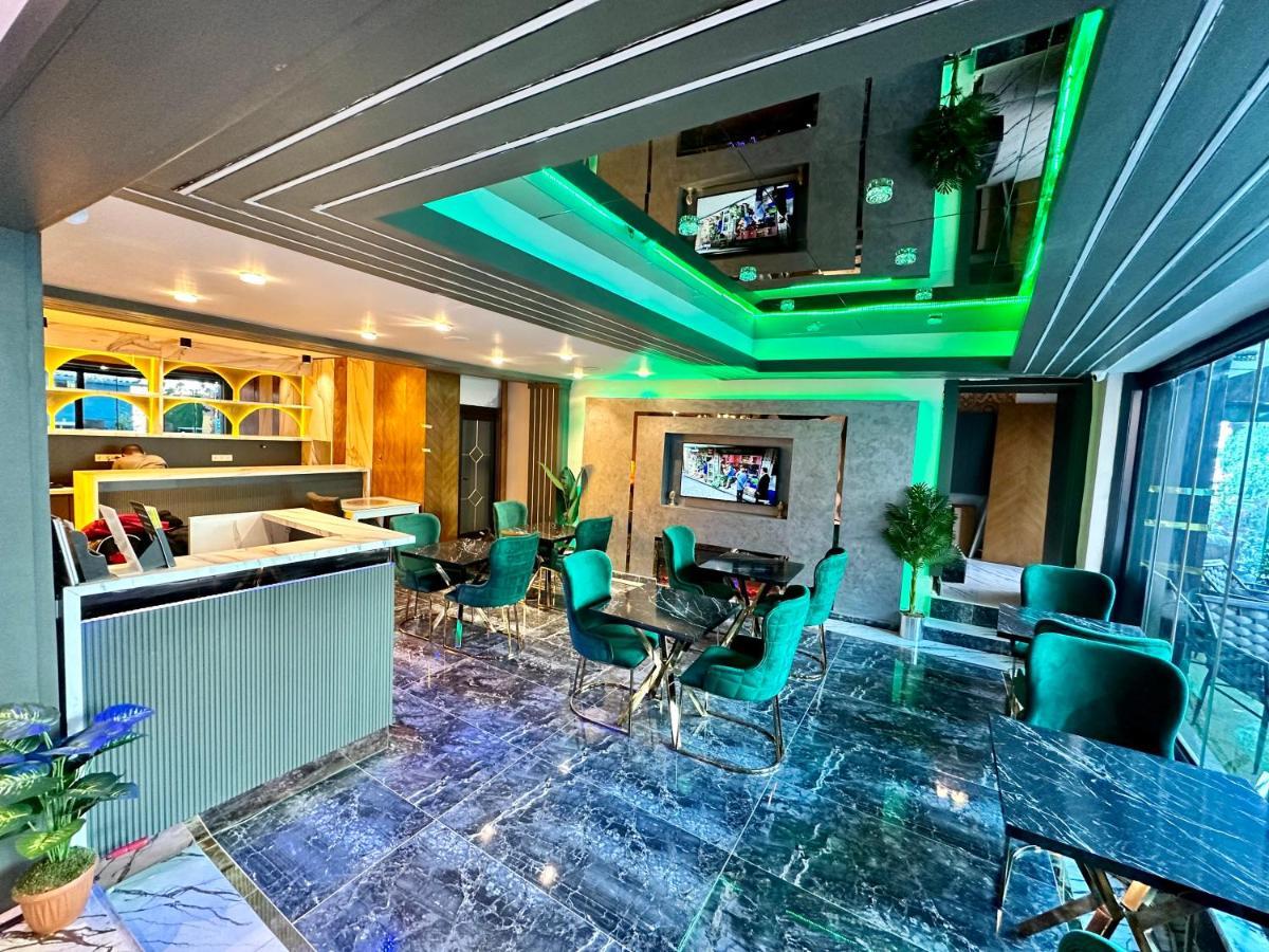 איסטמבול Crowned Plus Hotel מראה חיצוני תמונה