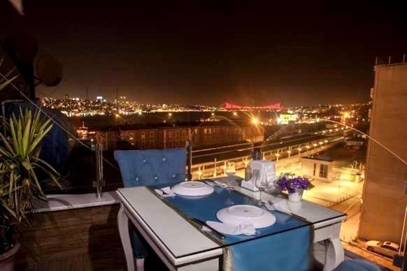 איסטמבול Crowned Plus Hotel מראה חיצוני תמונה