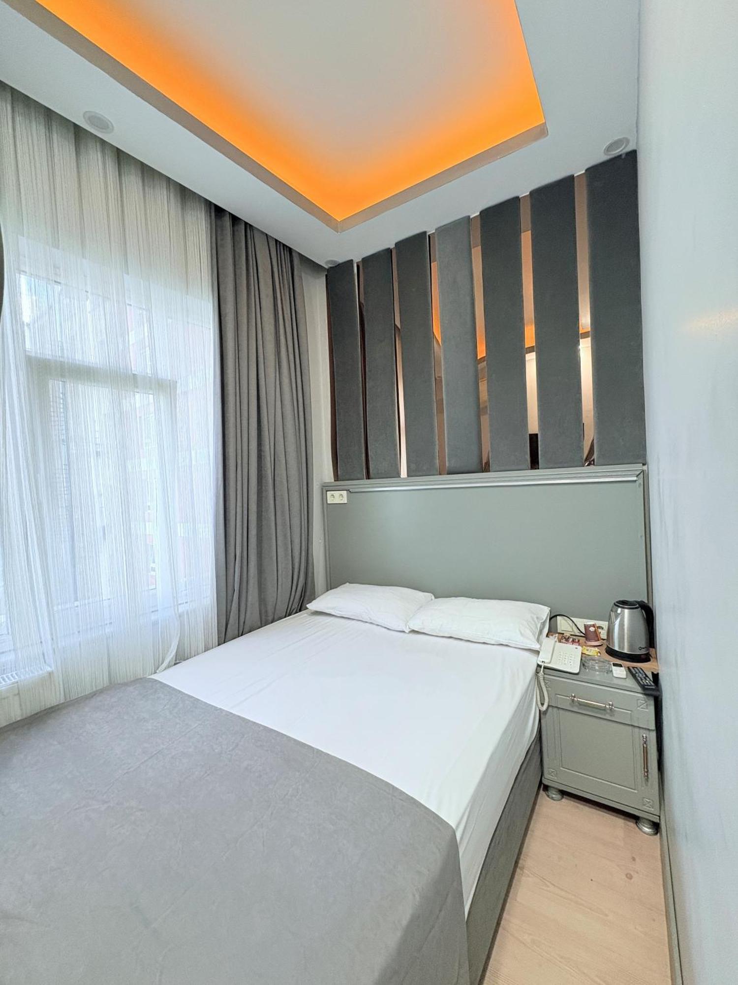 איסטמבול Crowned Plus Hotel מראה חיצוני תמונה