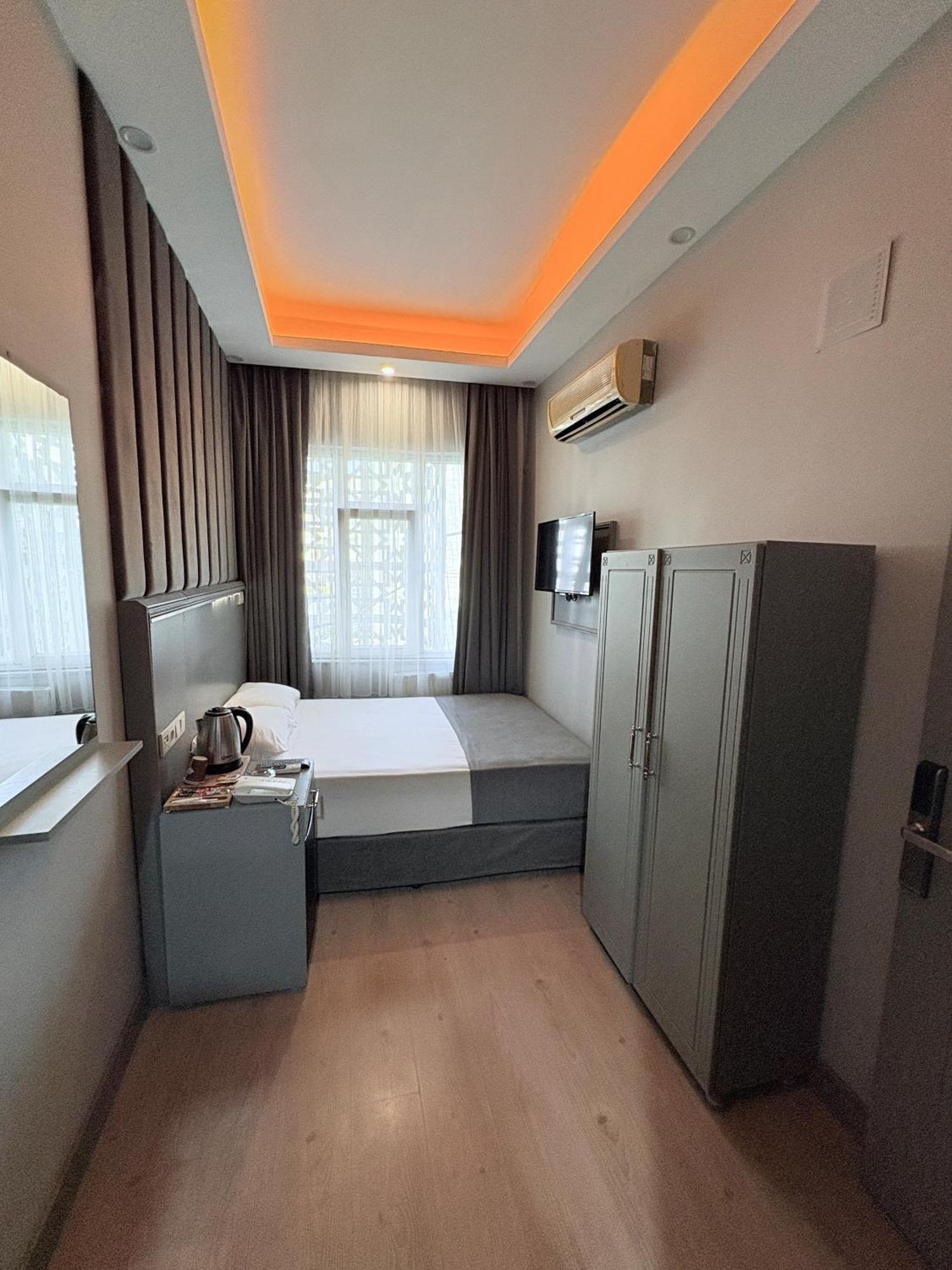 איסטמבול Crowned Plus Hotel מראה חיצוני תמונה